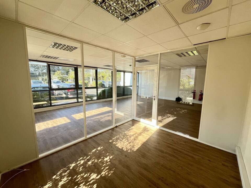 Vente bureaux de 70m² en RDC en agglo de Nantes