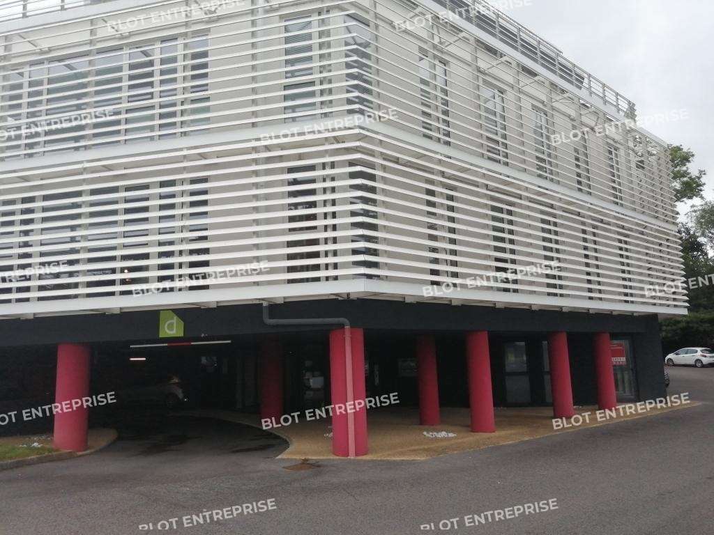 A louer plateau de bureaux 207m² à Quimper