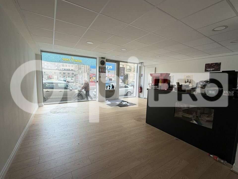 Location local commercial de 210m² Le Havre centre