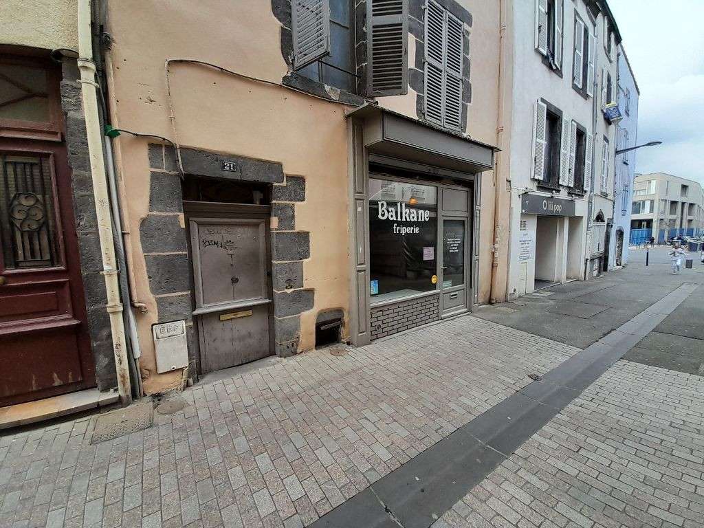 AV local commercial 100m² Clermont Fd hypercentre