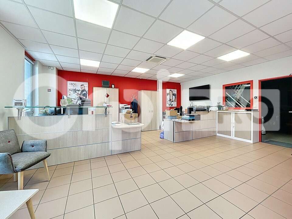 Bureaux de 250m² + parkings à louer à Beauvais