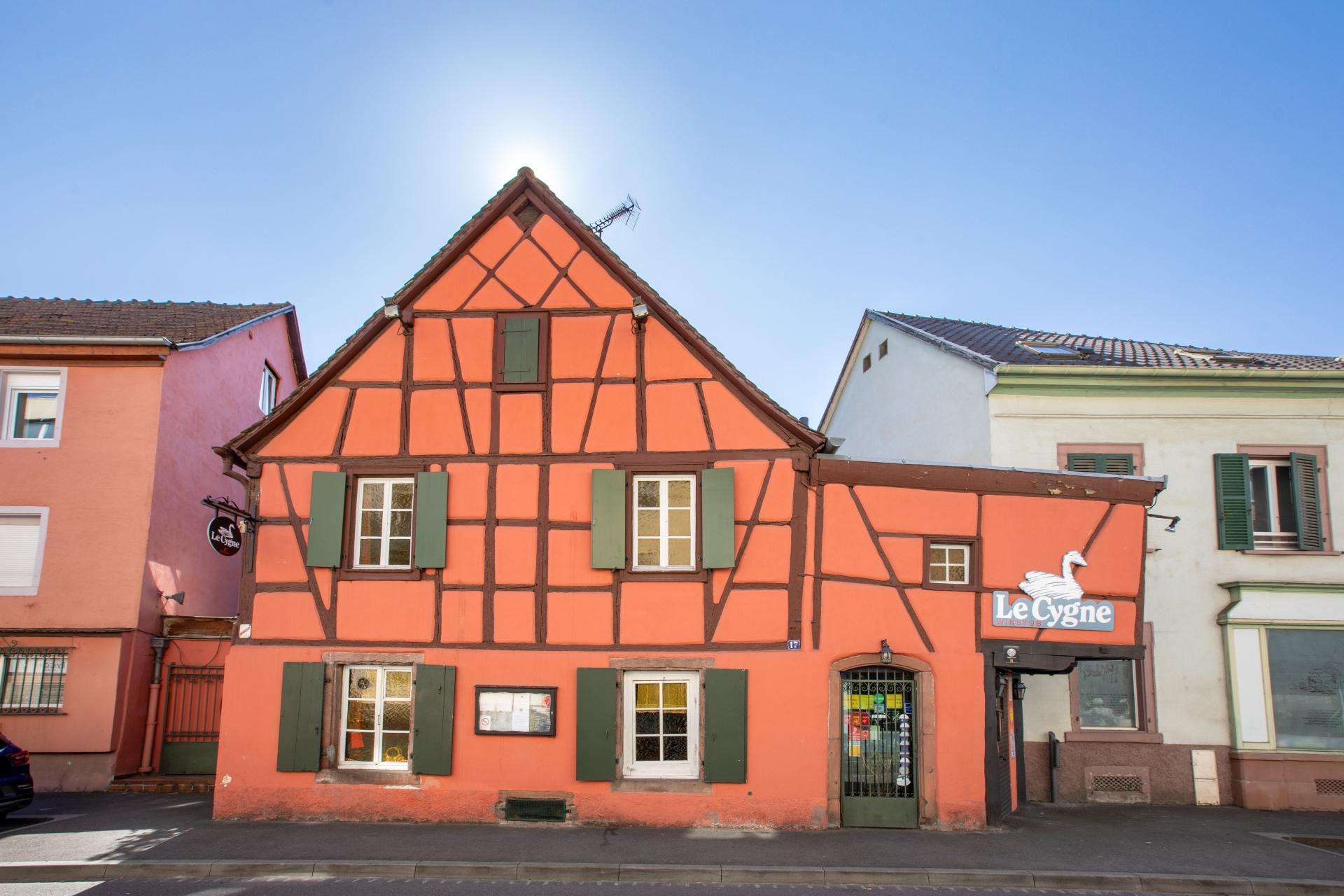 Vente murs et fonds restaurant + 3 apparts Colmar