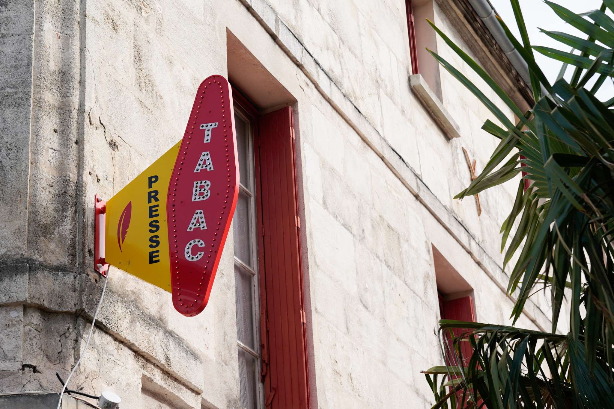 AV FDC tabac FDJ presse avec appartement Villejuif