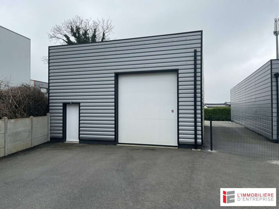 A vendre local 310m² zone de Mescouezel à Plouzané