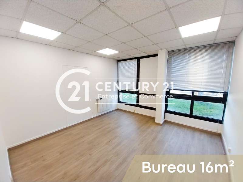 A louer 3 bureaux RDC à Saint-Nazaire