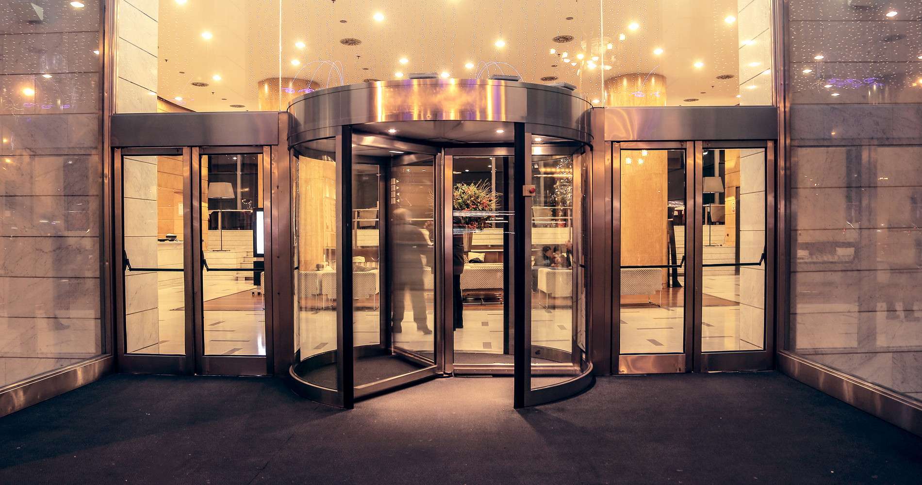 A vendre hôtel 17 ch à proximité de Paris 