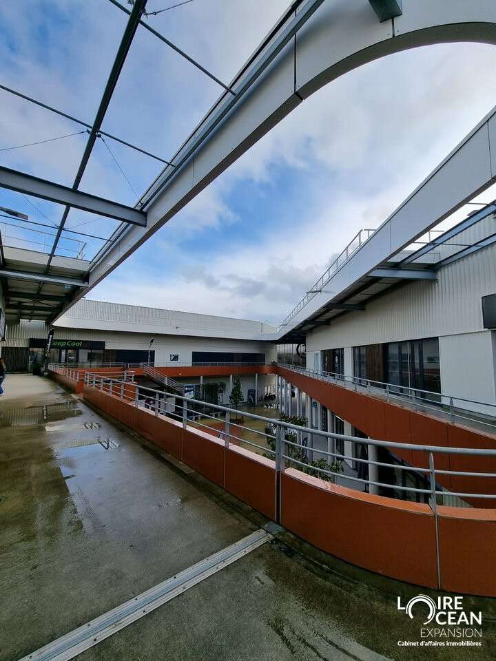 A louer local commercial neuf 123m² à Pornic