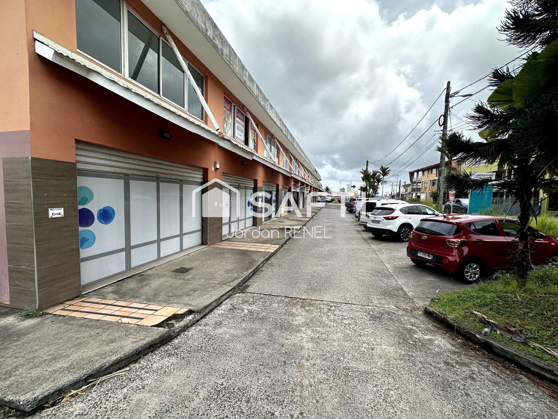 Local commercial loué – forte rent à Saint-Joseph