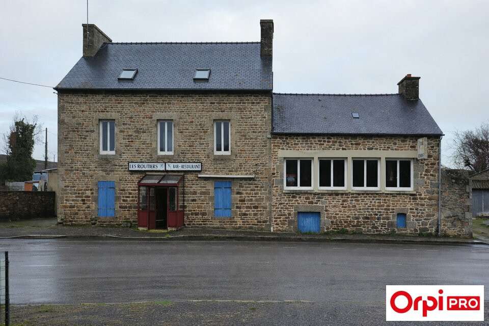 A vendre ensemble immobilier 300m² à Saint-Brandan
