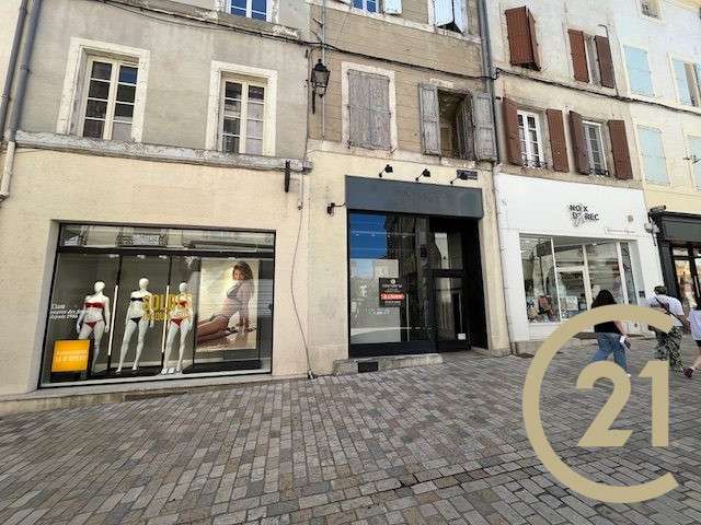 Murs libres 110m² à vendre rue piétonne de Castres