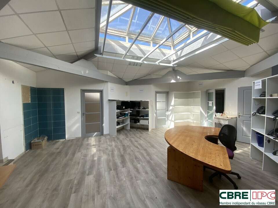 AV local commercial 202m² centre Mont de Marsan
