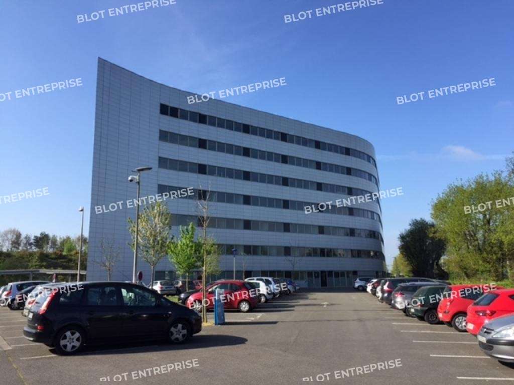 A louer bureaux 2687m² Saint Herblain