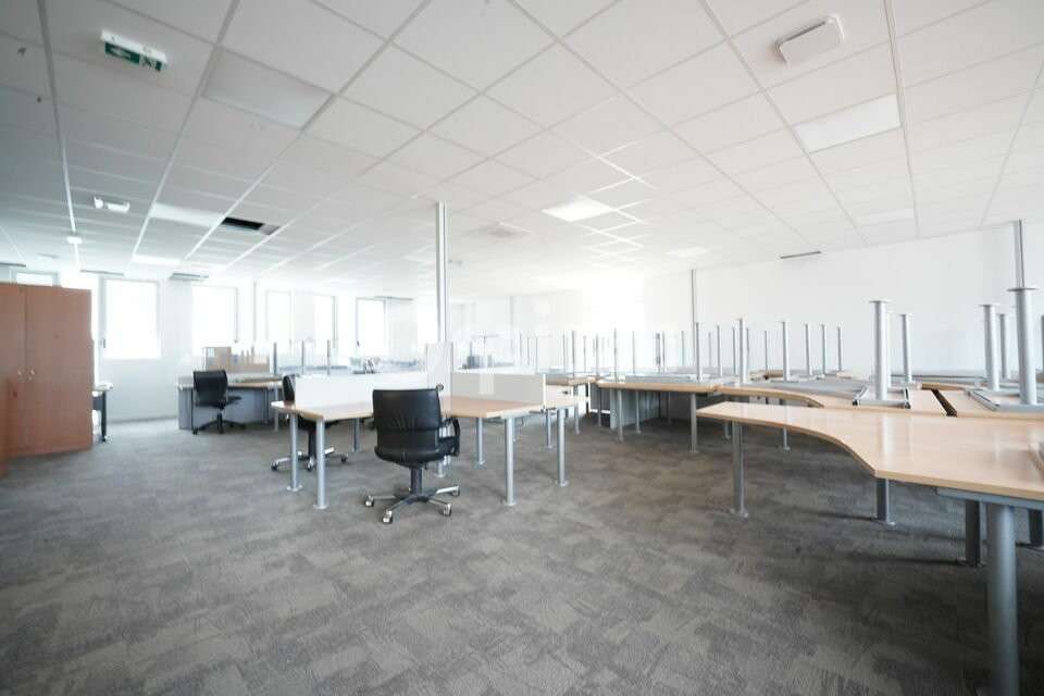 Bureaux à louer 220m² à Rillieux la Pape