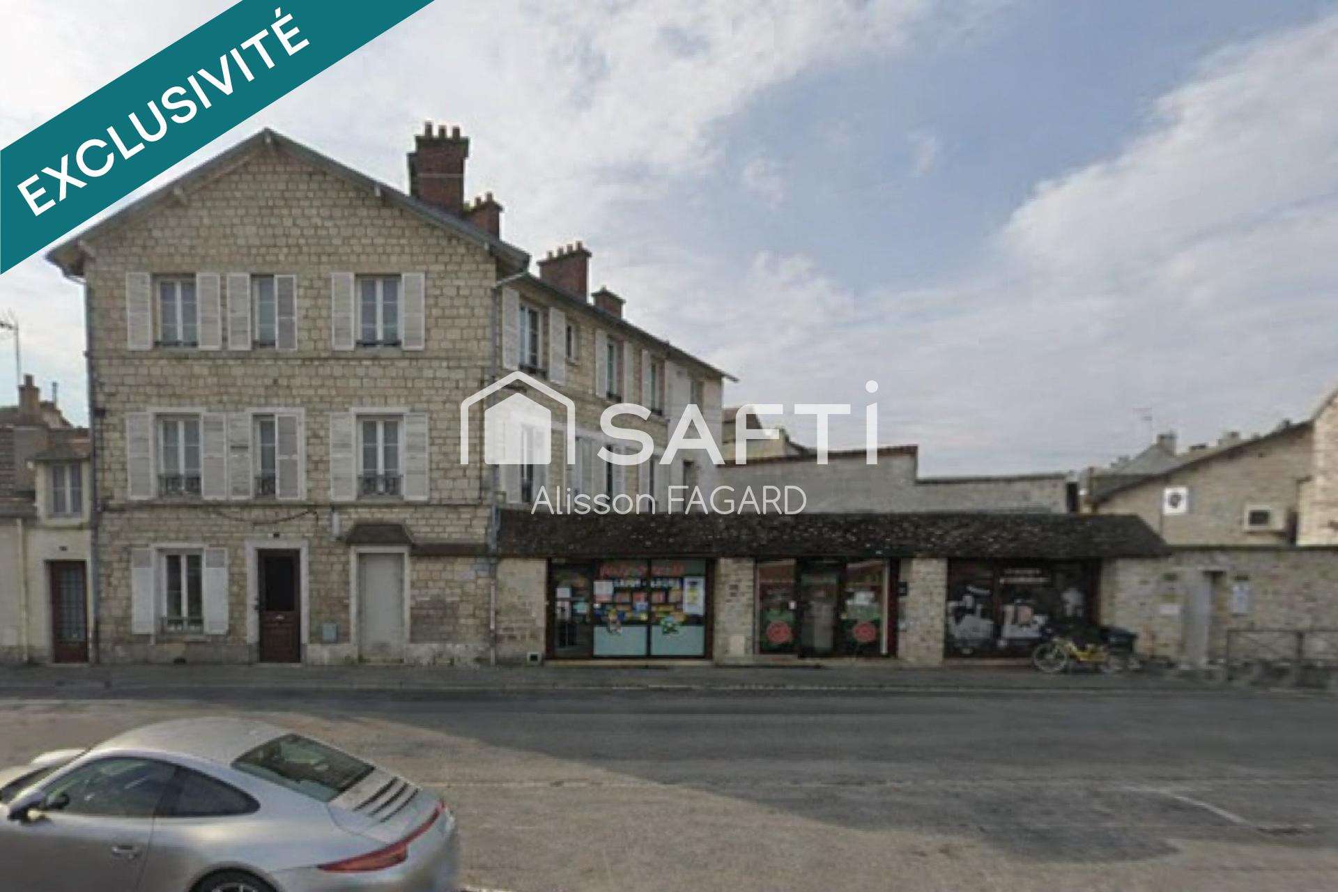 Vente local commercial 127m² centre Chantilly