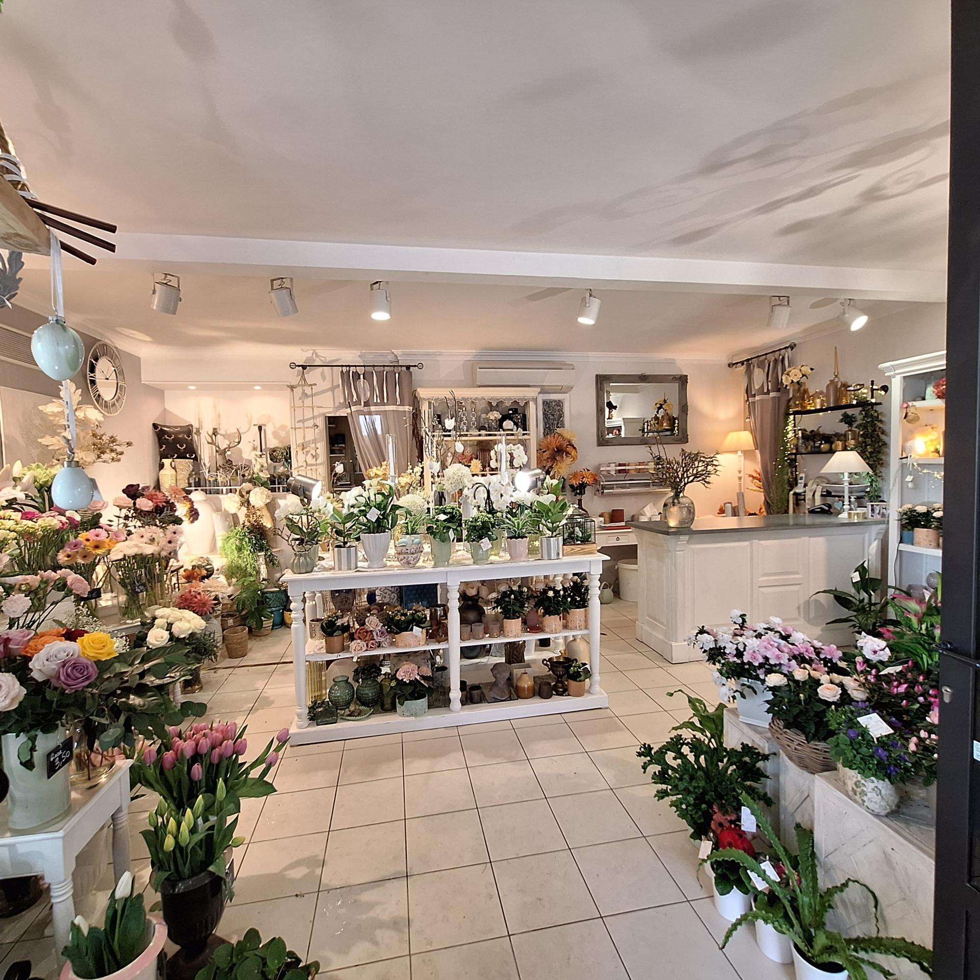 Cession FDC fleuriste 85m² Le Creusot axe passant