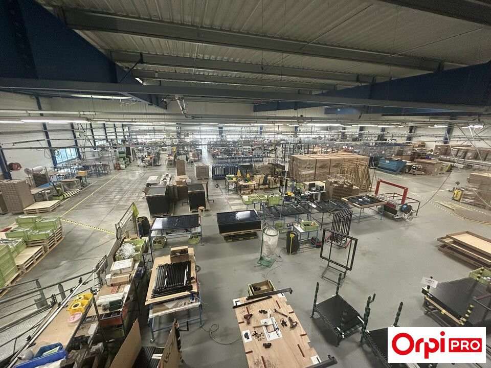 Locaux 5727m² sur 1ha à vendre à Trégueux