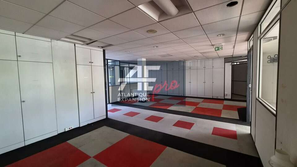 Bureaux 507m² à louer à Saint Nazaire