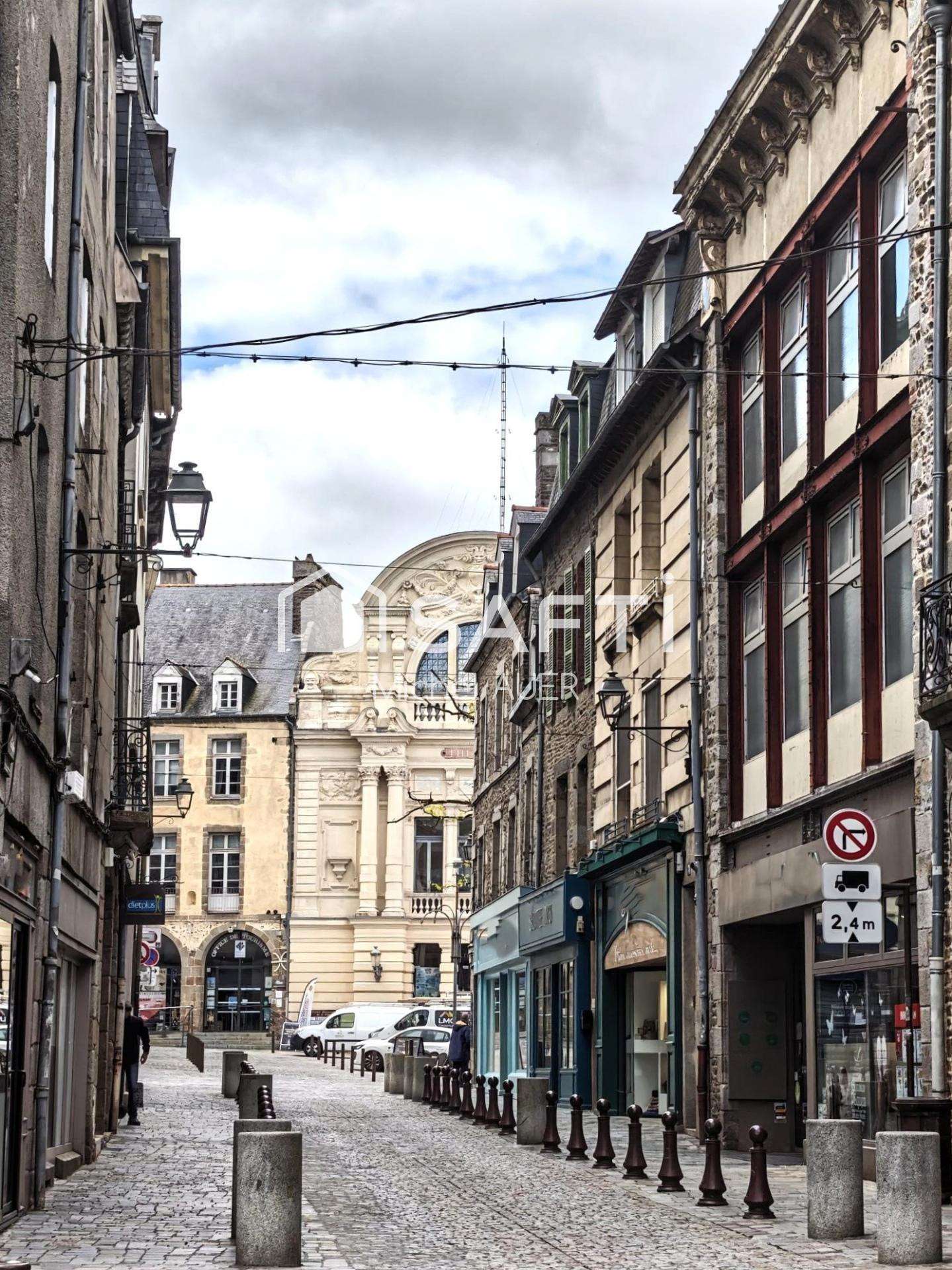 Vente FDC prêt à porter en centre bourg Fourgères