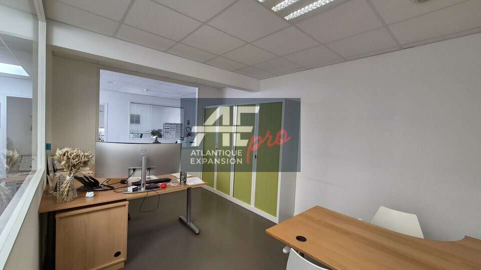 Local 459m² à louer à Saint-Nazaire centre