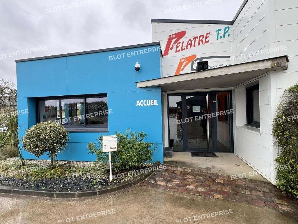A louer local d'activités 210m² à Crevin