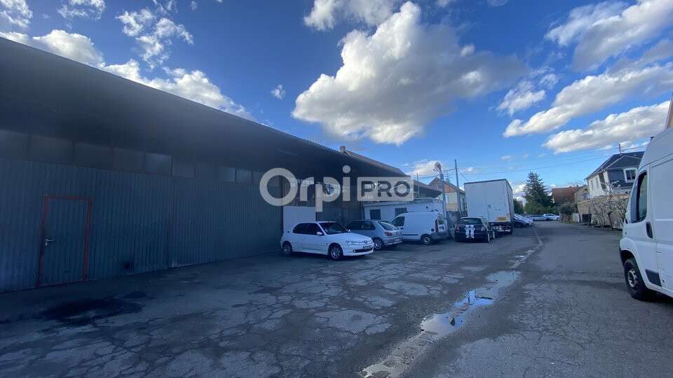 Local 1160m² à vendre à l'entrée de Horbourg-Wihr
