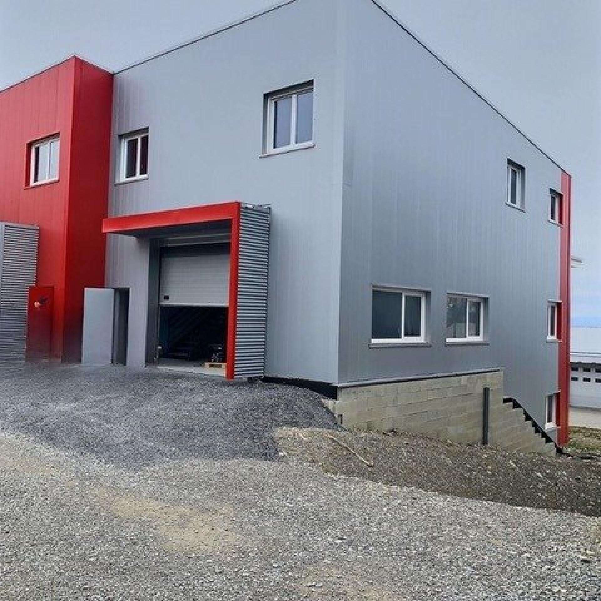 Vente local artisanal 312m² en ZA proche d'Evian