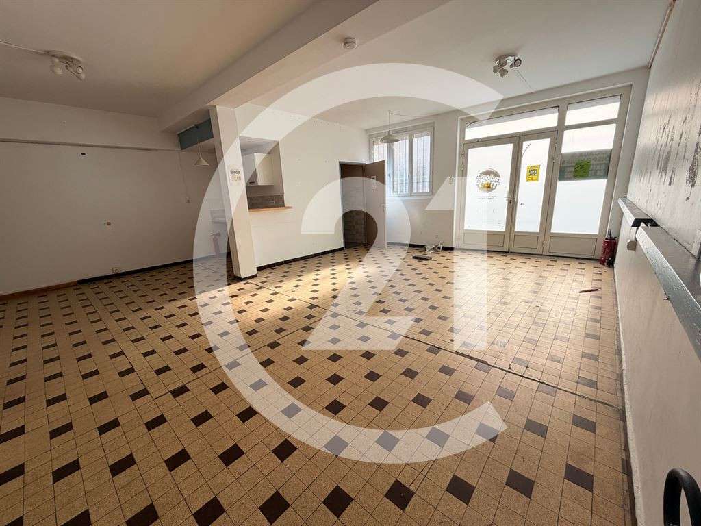 A vendre immeuble commercial à Valence centre