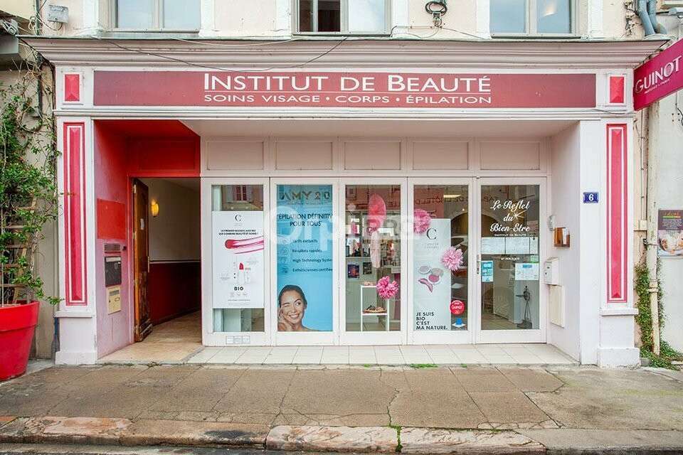 Cède salon de beauté coiffure clé en main à Mazan