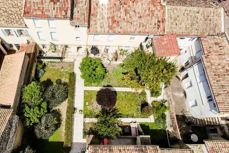 Immeuble atypique à vendre Nîmes Richelieu