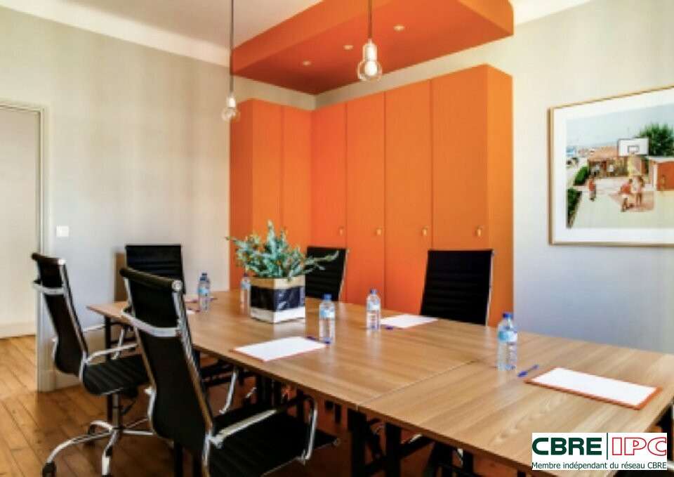 Location bureaux 16m² R+2 à Biarritz centre