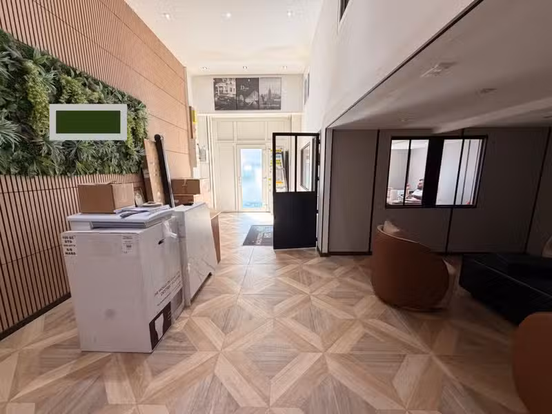 Murs local 89m² à vendre à Villeurbanne rue Dedieu