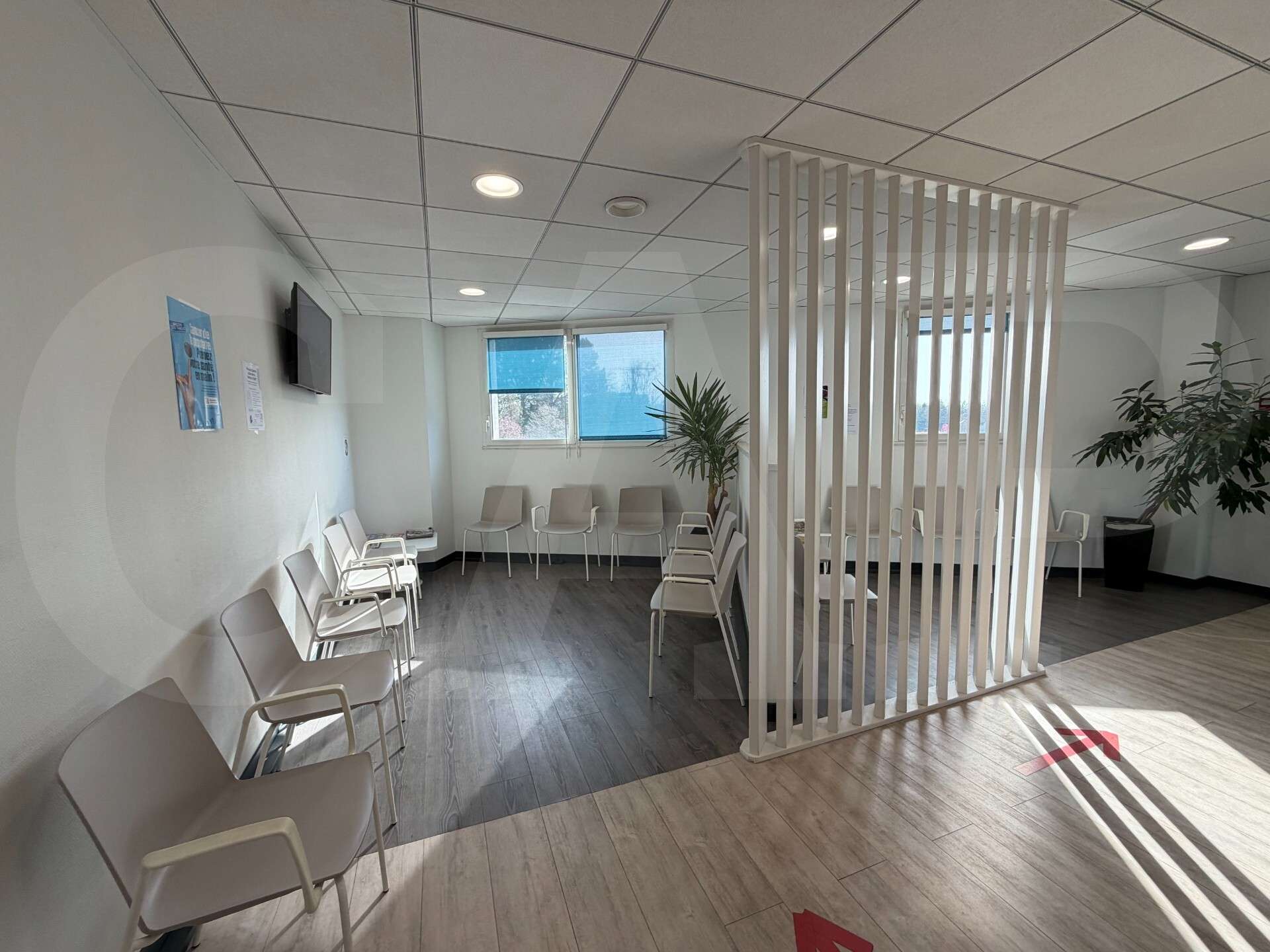 AV bureaux 203m² R+2 Cesson-Sévigné zone tertiaire