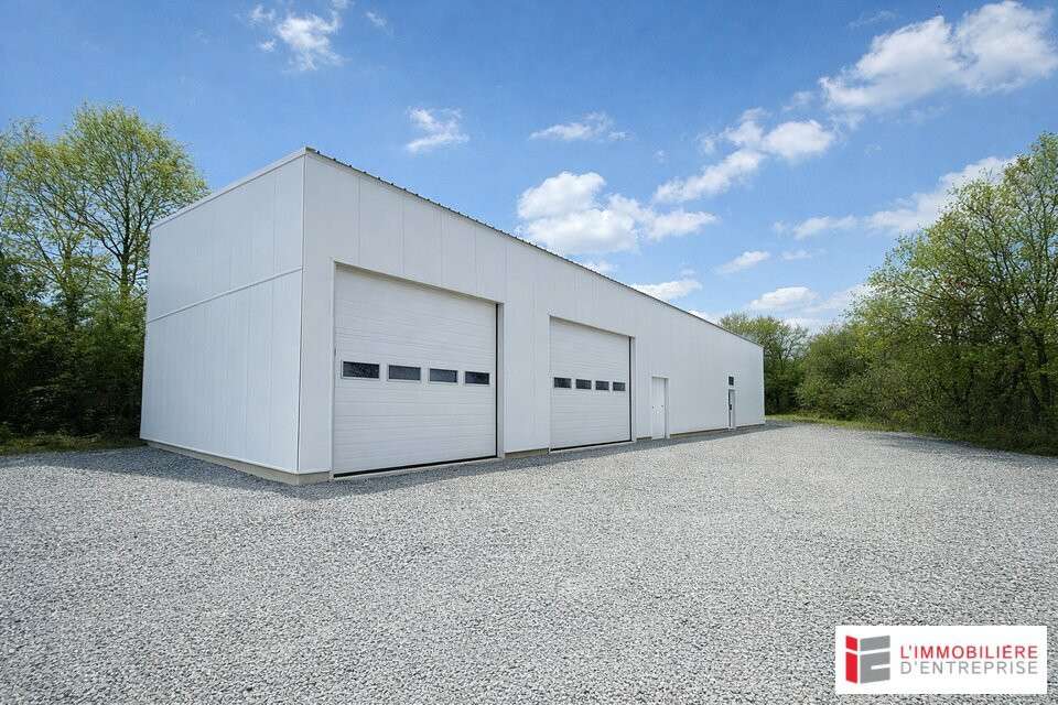 A vendre local activité 440m² Retiers ZA La Janaie