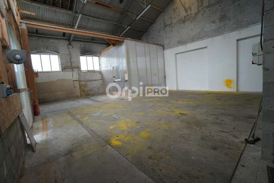 A louer local d'activité 195m² secteur Longvic