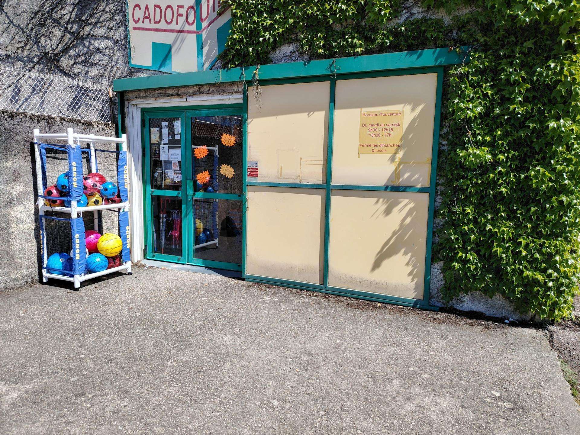 Local commercial 320m² bon état bien situé Auxonne