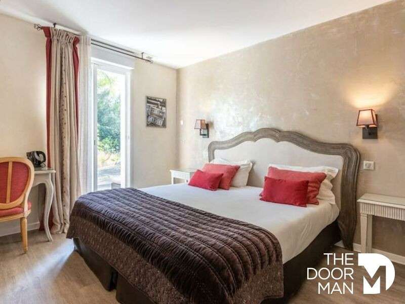 Vente hôtel de charme **** golfe de Saint Tropez