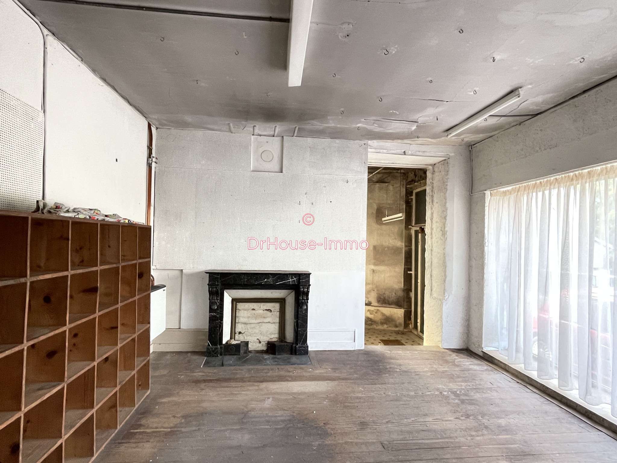 Vente murs commerce vendus libres à Monthureux