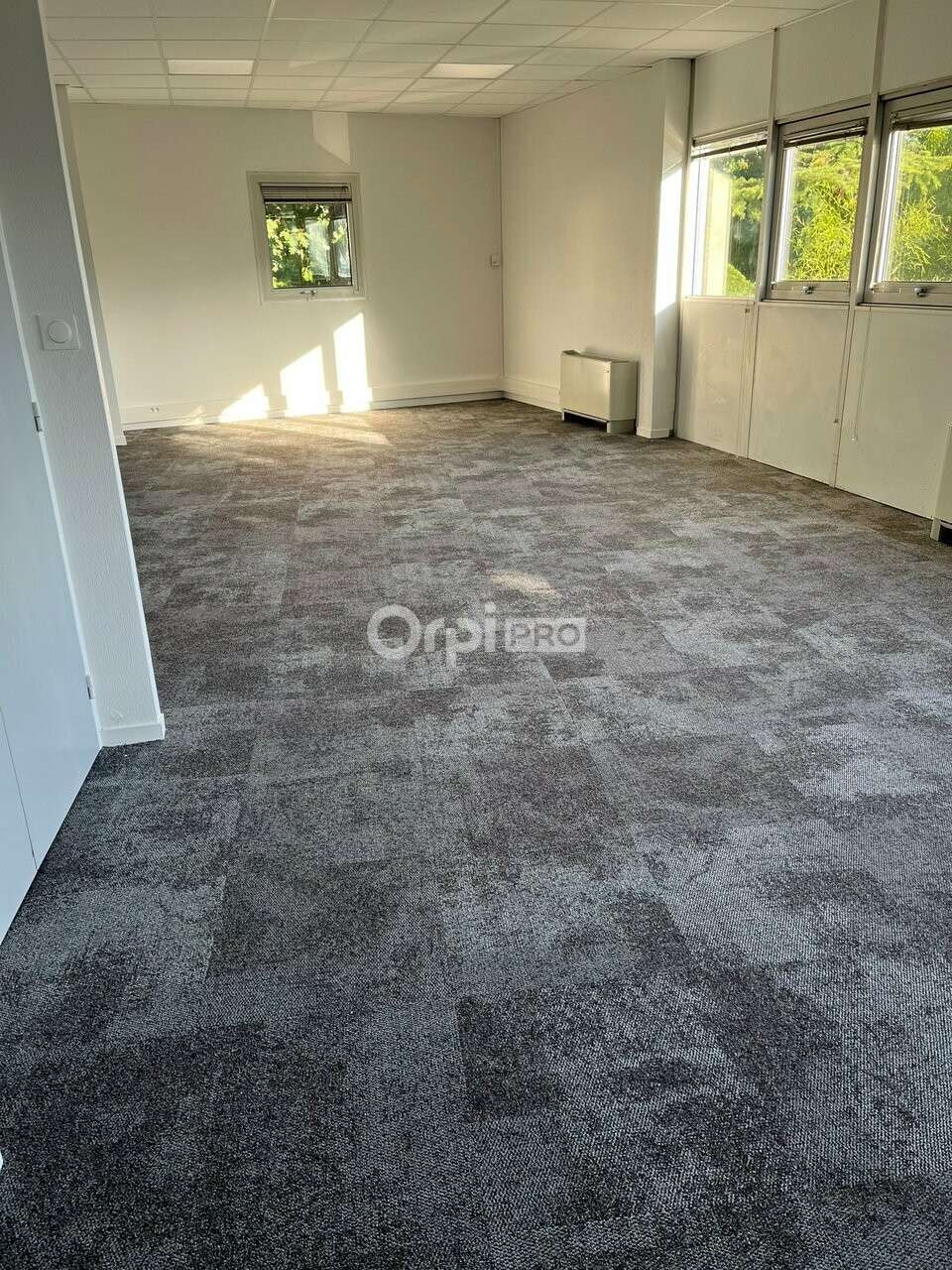 Bureau 45,60m² à louer à Pau Est