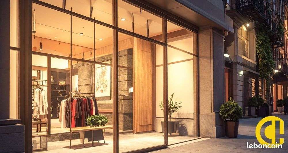 Cession DAB 33m² empl N° Annecy centre ville