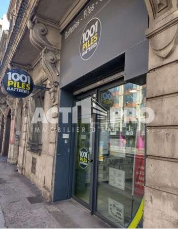 Vente local 100m² Cours Escarguel à Perpignan