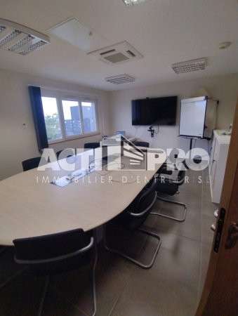 À louer bureaux 155m² R+1 à Perpignan