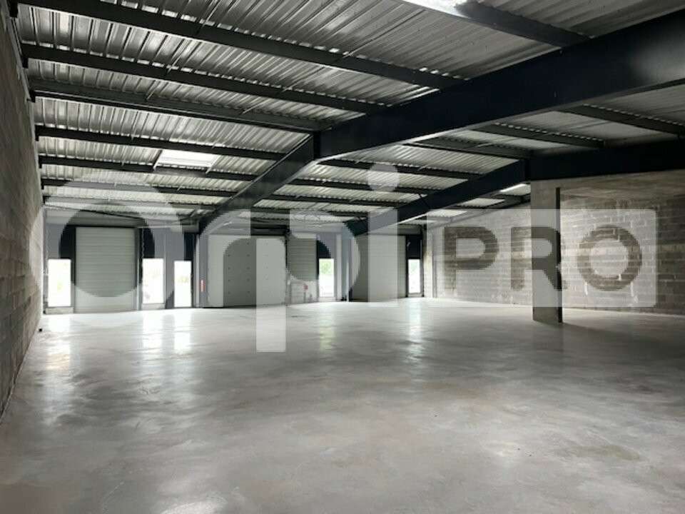 A vendre atelier neuf de 508m² en ZFU La Rochelle