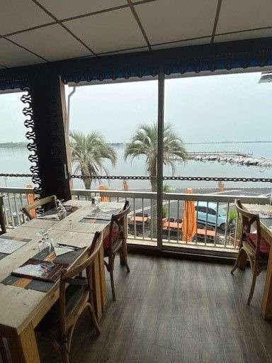 Vente restaurant emp N°1 Etang de Thau proche Sète