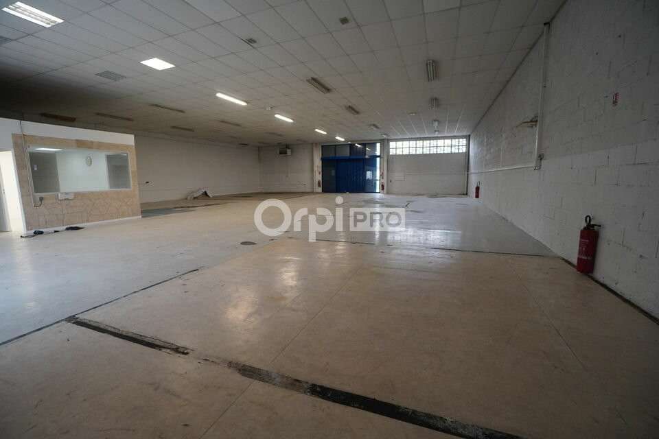Loue local d'activité de 430m² secteur Dijon Sud