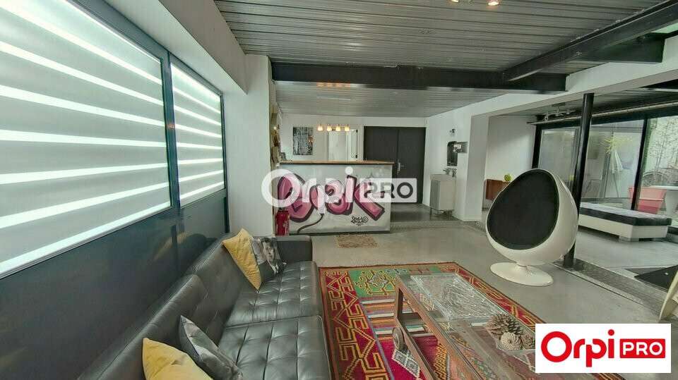 Local professionnel de 390m² à vendre à Lille