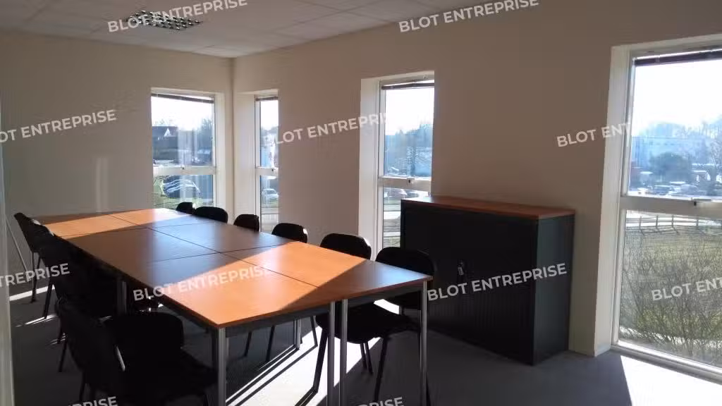 Vente bureaux lumineux de 333m² à Rennes