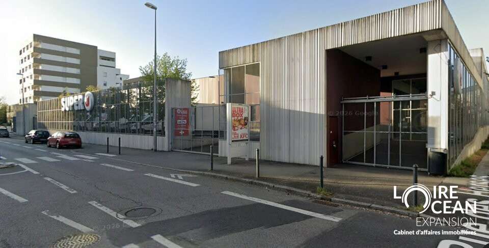 Local commercial 83m² à louer Nantes Saint-Jacques