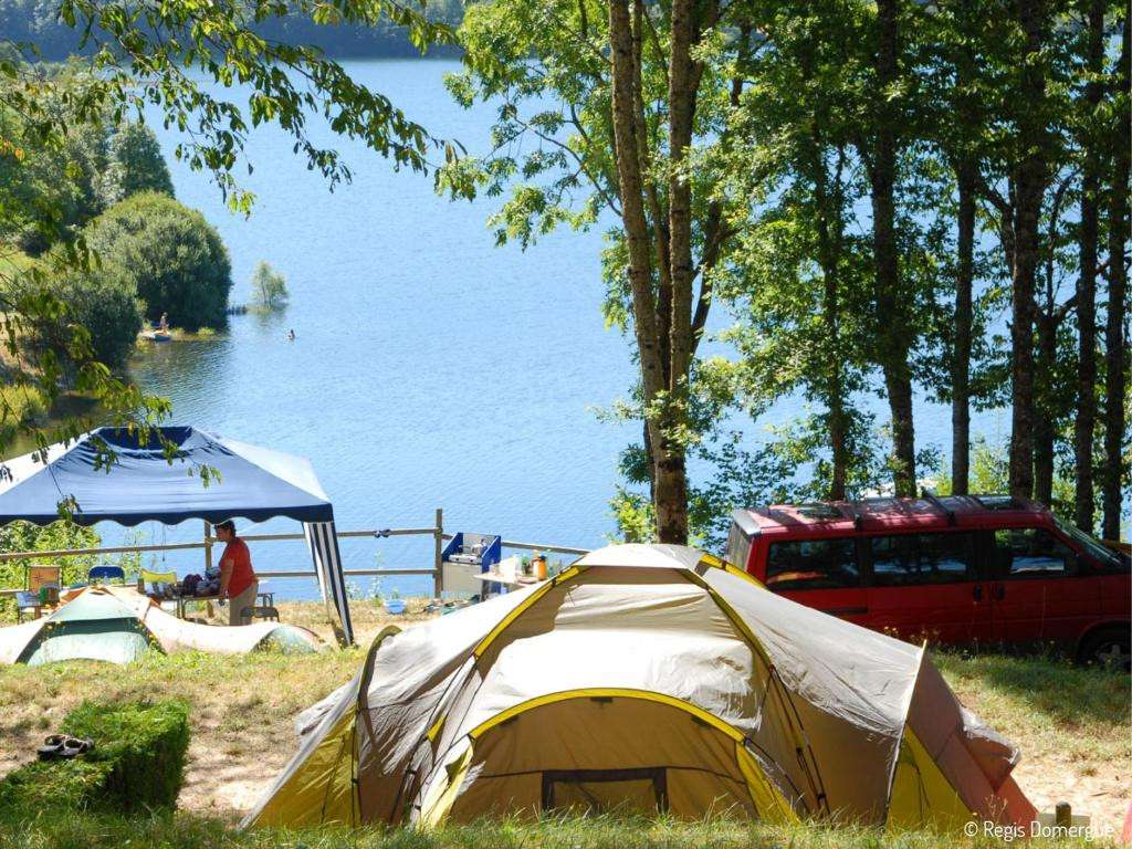 Vente camping exceptionnel en bord de lac 81