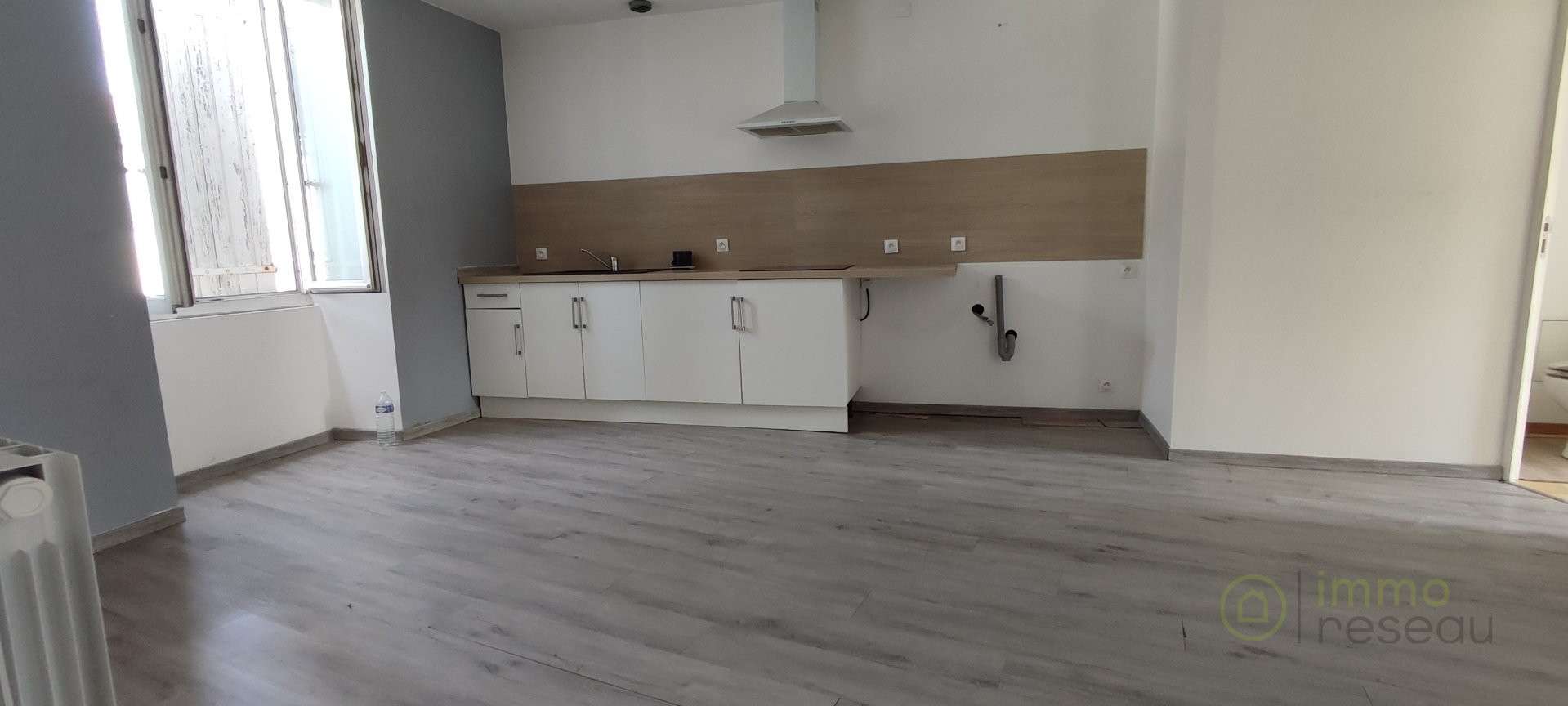 Vente immeuble lumineux de 280m² à Saint-Genis