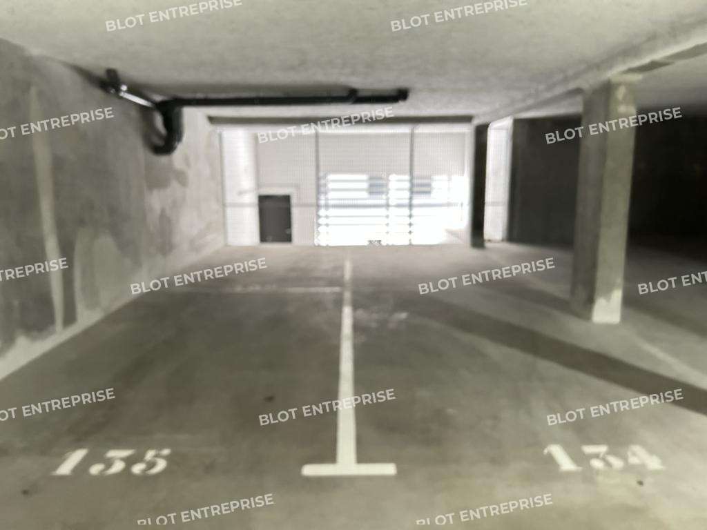A louer bureaux neufs 82m² port de commerce Brest